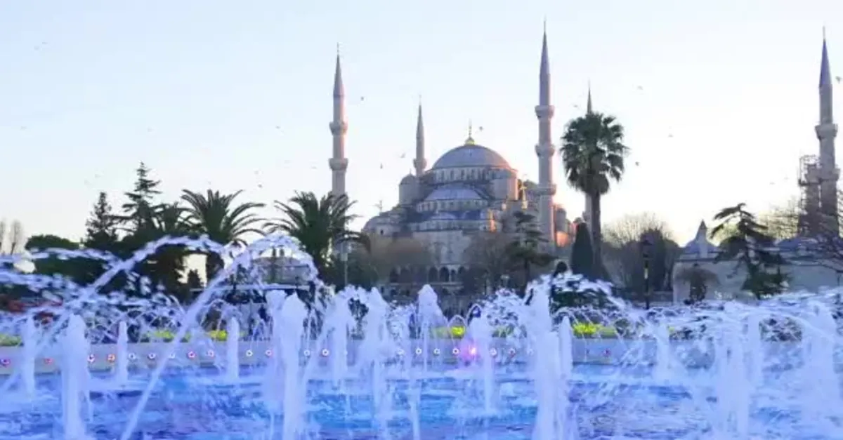 Başkan Erdoğan, gençlere şiirle seslendi