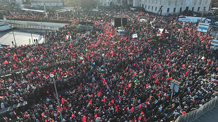 Bilal Erdoğan’dan Galata’da dünyaya Gazze mesajı: Boykotla zulmün normalleşmesine dur diyeceğiz