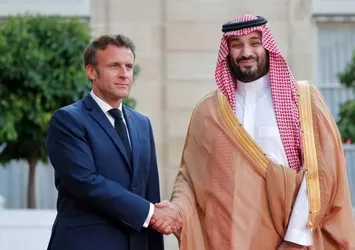 Macron ve Bin Selman görüştü!