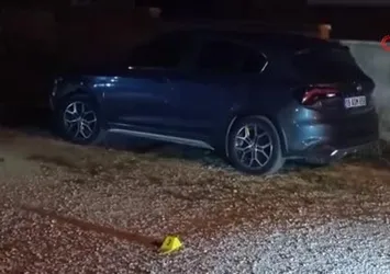 Park halindeki aracı kurşunladılar
