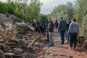 Kumlucada hortum felaketi! Taş üstünde taş bırakmadı...