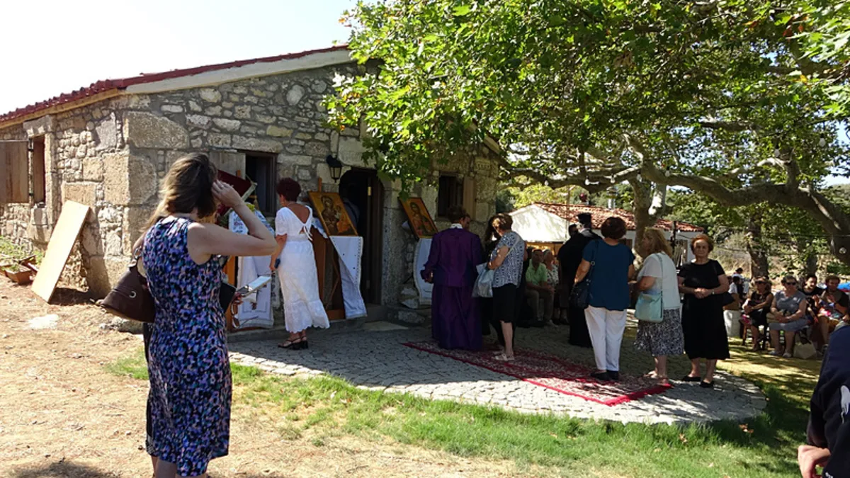 Bozcaada'da Aya Paraskevi Günü ayini