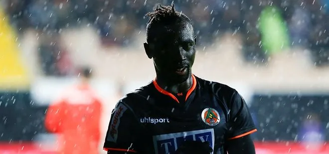 Beşiktaş Alanyaspor’un golcüsü Papiss Cisse için pazarlık masasında