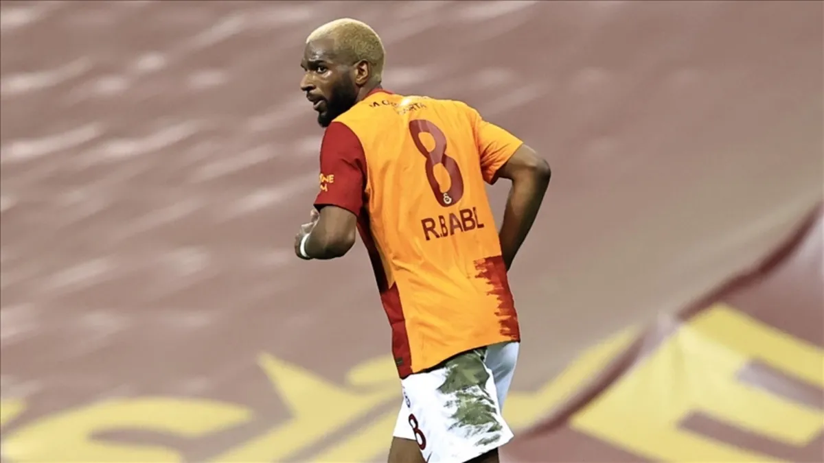 Ryan Babel futbola geri döndü: İşte yeni takımı