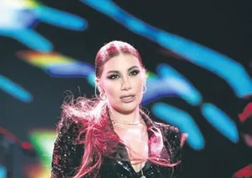 İrem Derici'den Bostancı tarzı