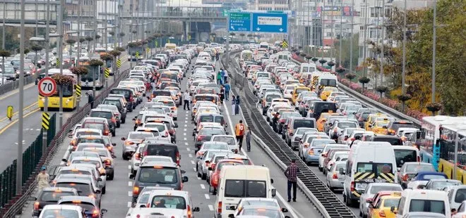 Bunu takmayanlar trafiğe çıkamayacak! Araç sahipleri dikkat! Son tarih netleşti | TTB nedir, nereden alınır?