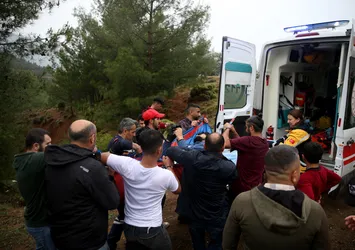 Muğla’da rüzgara yenik düştüler! Fırtınada savrulan 16 yamaç paraşütünden 14’üne ulaşıldı