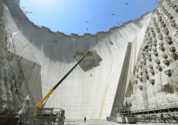 Yusufeli Barajı'nın yapımında son 50 metre! Eyfel Kulesi'nden 25 metre kısa