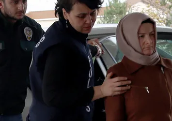 Bolu'da 25 öğretmene FETÖ gözaltısı