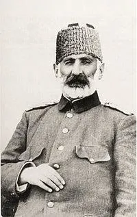 Hüseyin Kıvrıkoğlu, Fetullah Gülen'in 'dedesinin' heykelini dikmiş! - 2