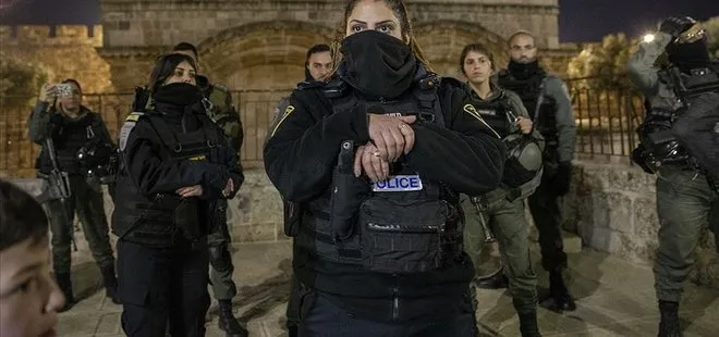 İsrail polisinden Mescid-i Aksa’ya gece baskını