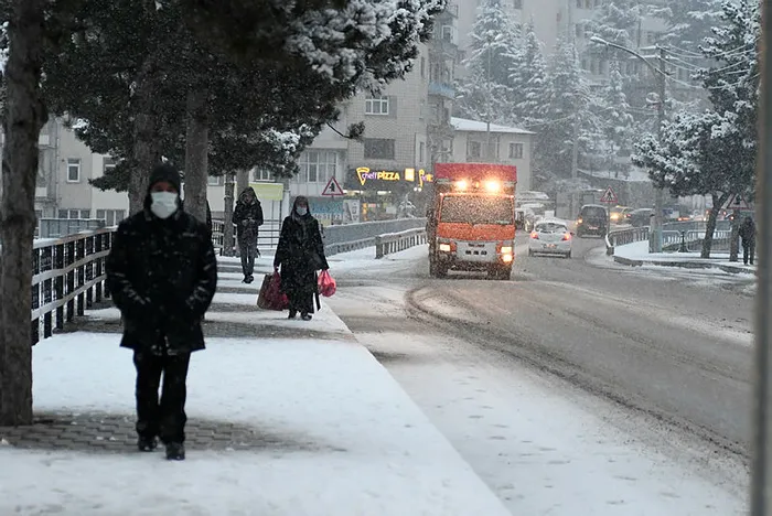 Gümüşhane’de eğitime kar tatili - 1