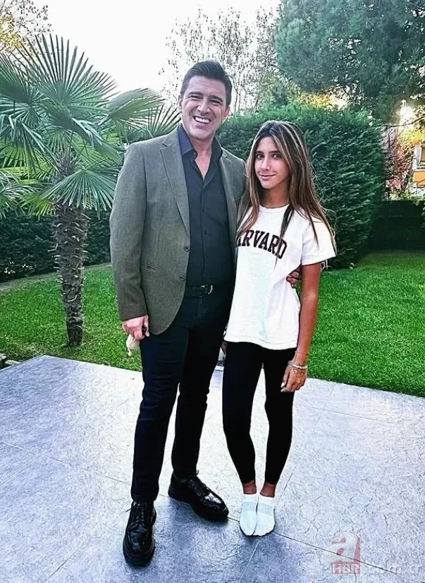 Sibel Can’ın Paris şıklığı sosyal medyayı salladı 10