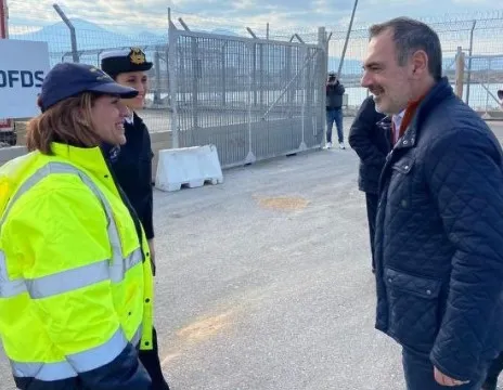 1676635559924.jpg Yunan halkı Türkiye’nin yanında! Depremzedeler için 50 ton yardım malzemesi yola çıktı - 5