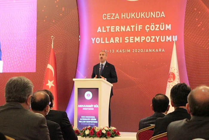 Son dakika: Bakan Gül’den yargı reformu mesajı