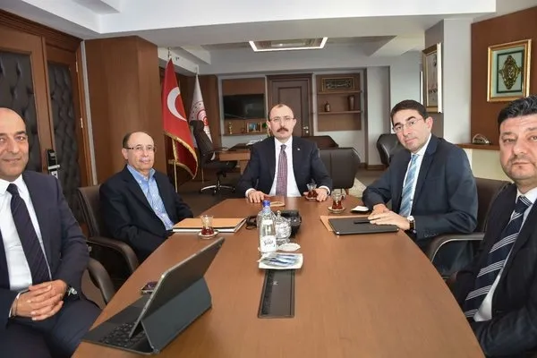 Enflasyona karşı marketler yarışta! Zincir marketler fiyat sabitliyor, indirim yapıyor