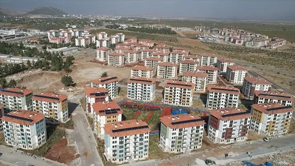 Yeniden inşa ve ihya! Gaziantep’te depremzedeler kalıcı konutlara kavuşuyor: Anahtarlar Başkan Erdoğan’ın elinden