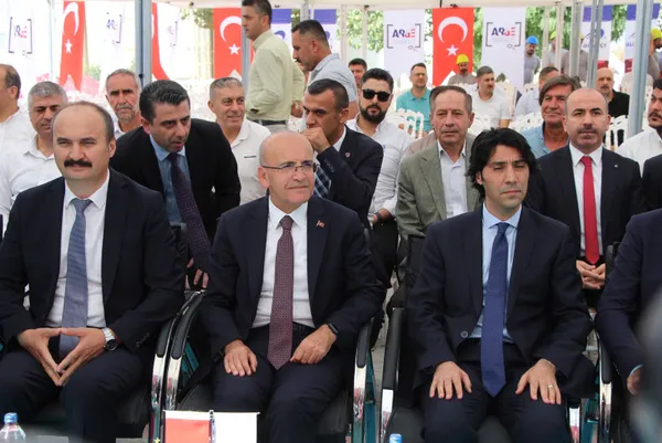 Hazine ve Maliye Bakanı Mehmet Şimşek duyurdu: Enflasyon tek haneye düşecek!