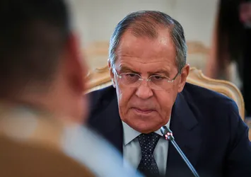 Lavrov'dan ABD'nin vize hamlesine yanıt