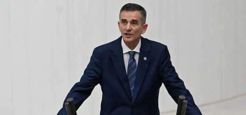 Ümit Dikbayır İYİ Parti’den ihraç edildi