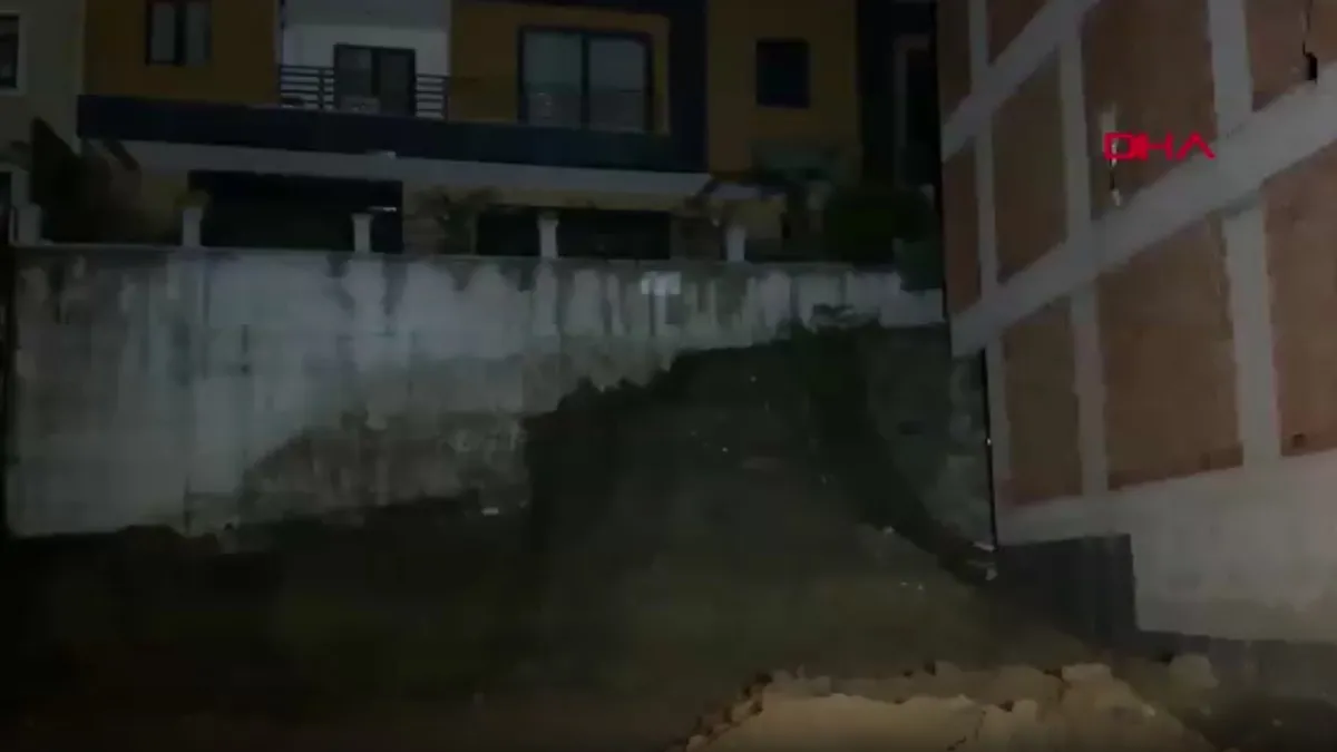 Ordu'da zemini kayan 2 binada çatlaklar oluştu: Bina sakinleri tahliye edildi