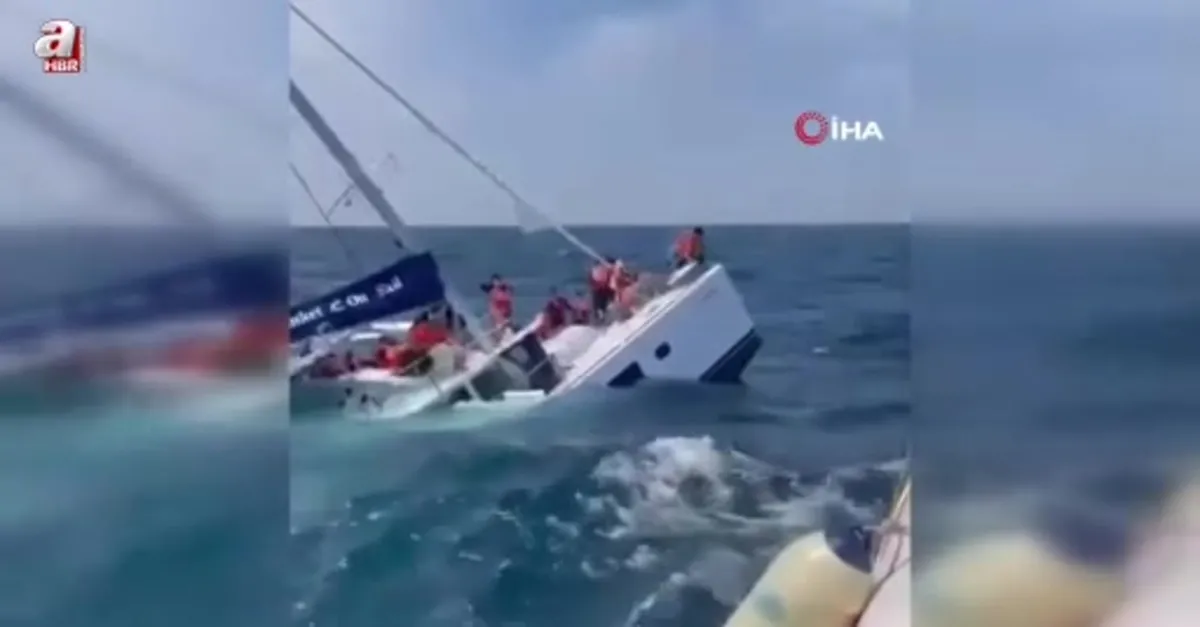 Tayland'da turist teknesi alabora oldu