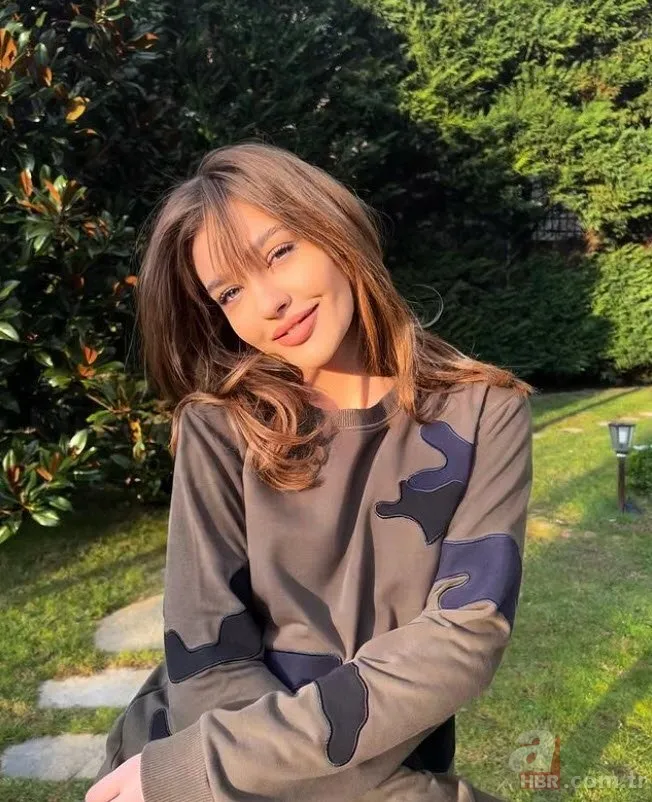 Melisa Döngel’in kavga görüntüleri ortaya çıktı! Skandal görüntülere sevenlerinden tepki yağdı! "Kariyerini ayaklar altına almış" 11