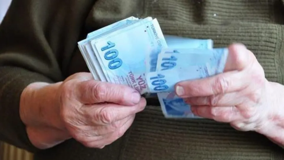 10 milyon kişi kara listeden çıkıyor! Vazgeçilen vergi netleşti | Çek, senet ve kredi kartı borçlarına düzenleme