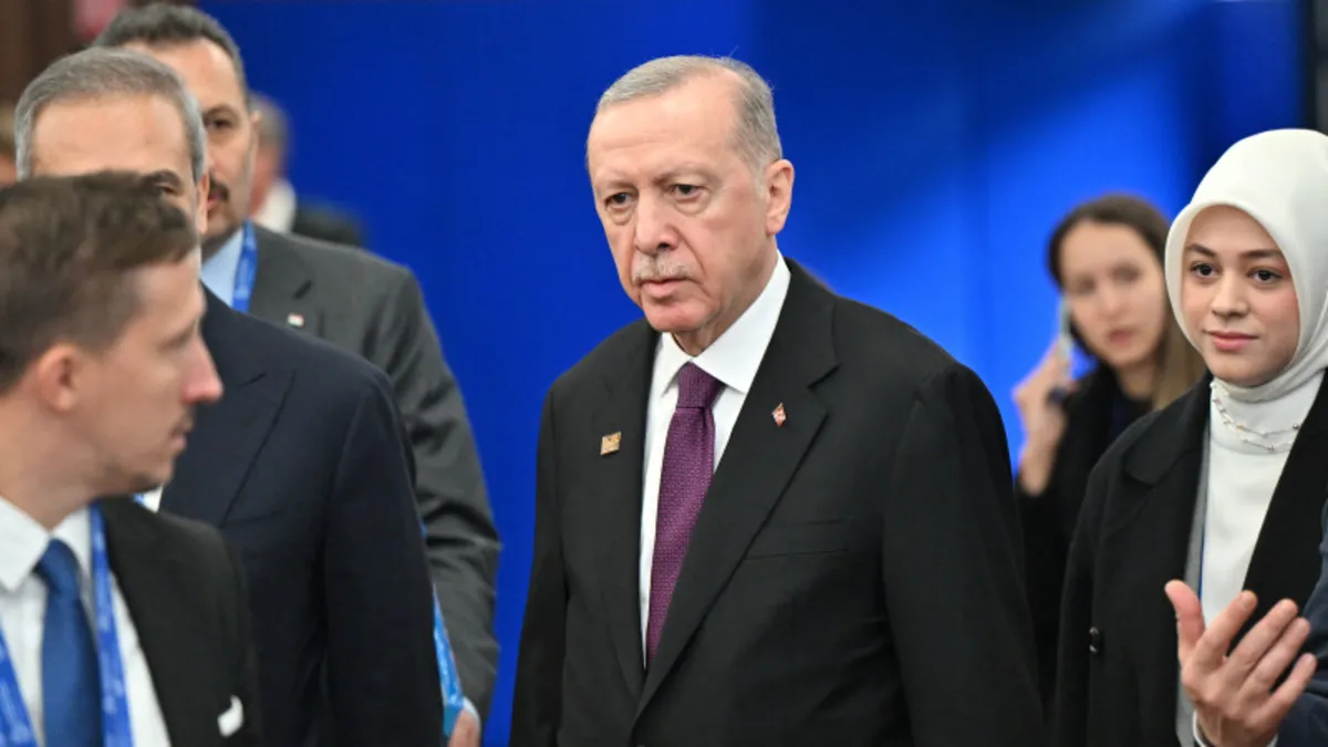 Başkan Erdoğan'dan CHP ve DEM'li belediyelere atanan kayyum sözleri