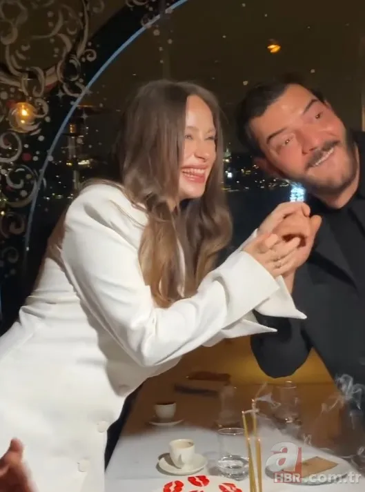 Kuruluş Osman'ın Cerkutay'ından eşi Çağrı Şensoy'a doğum günü sürprizi! 11