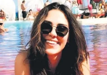 Caner Erkin ve Şükran Ovalı'dan VIP tatil