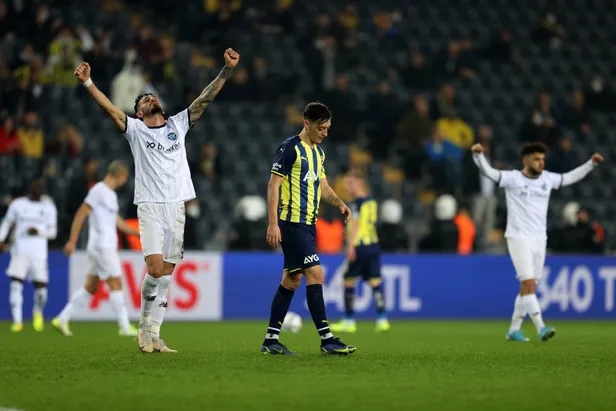 adana-demirspor-fb-maci-canli-izle-fenerbahce-maci-full-hd-kesintisiz-bedava-anlik-canli-takip-linki-sifresiz-1675357134248.jpg ADANA DEMİRSPOR-FB MAÇ SONUCU | 2 Şubat Adana Demirspor-Fenerbahçe maçı kaç kaç bitti? Maç Özeti - 1