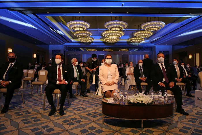 TİM, ’Türkiye’nin İlk 1000 ihracatçısı Prestij Kitabını’ Tanıttı: 144 şirket ilk kez listede! 103 milyar dolarlık katkı