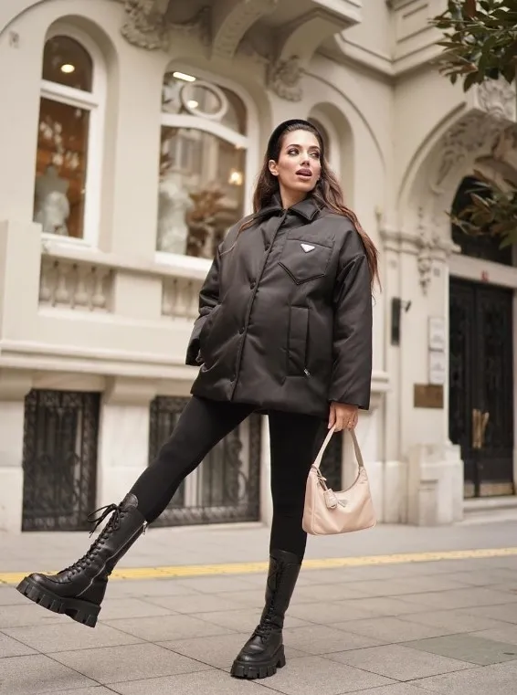 black-friday-basladi-alisveris-cilginligi-en-cok-fenomenlerin-ekmegine-yag-surdu-bir-gunde-ceplerine-giren-par-1669365513649.jpg Black Friday başladı! Alışveriş çılgınlığı en çok fenomenlerin ekmeğine yağ sürdü! Bir günde ceplerine giren parayı duyunca kulaklarınıza inanamayacaksınız