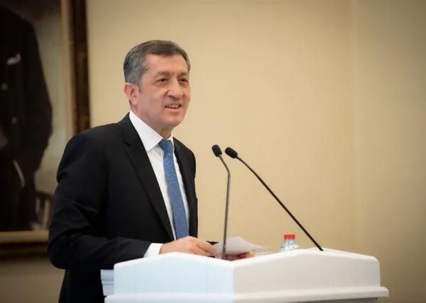 Son dakika: Milli Eğitim Bakanı Selçuk'tan flaş açıklama! Okullar tamamen açılacak mı? - 2