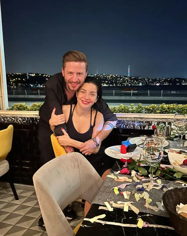 Merve Boluğur ve Mert Aydın''ın düğün tarihi belli oldu! Jet hızıyla evleniyor