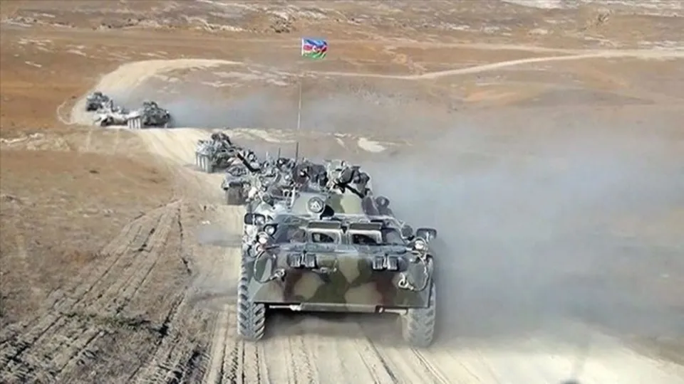 Ermenistan karıştı Paşinyan sıkıştı! Dostlarından yardım bekliyor