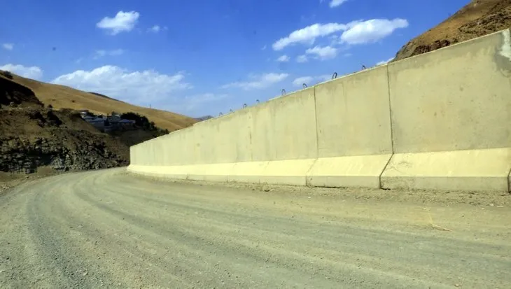 İran sınırı 43 kilometrelik beton duvarla örüldü