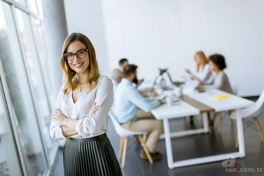 Halkbank uzman ve servis görevlisi alımı: Kimler başvurabilir? İşte şartlar 3