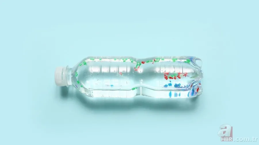 Pet şişeden su içenler dikkat! Riski duyan bir daha elini süremeyecek 4