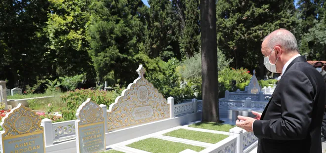 Başkan Erdoğan anne ve babasının kabrini ziyaret etti