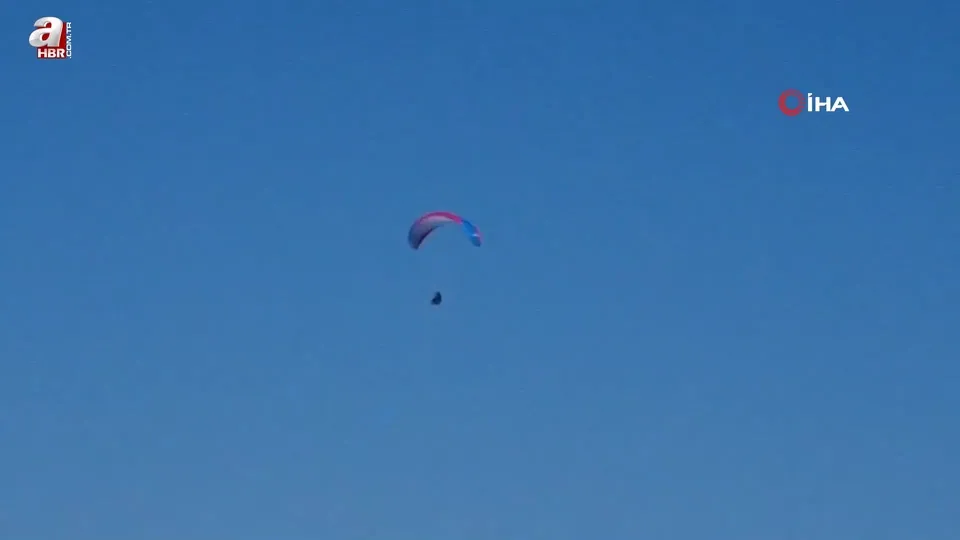 Sinop’ta yamaç paraşütü etkinliği