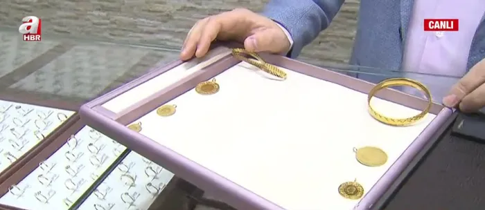 Tezgahtaki altınlardan hangi taraftakiler sahte? Sağ mı sol mu? | Sahte bilezik nasıl anlaşılır? Canlı yayında anlattı