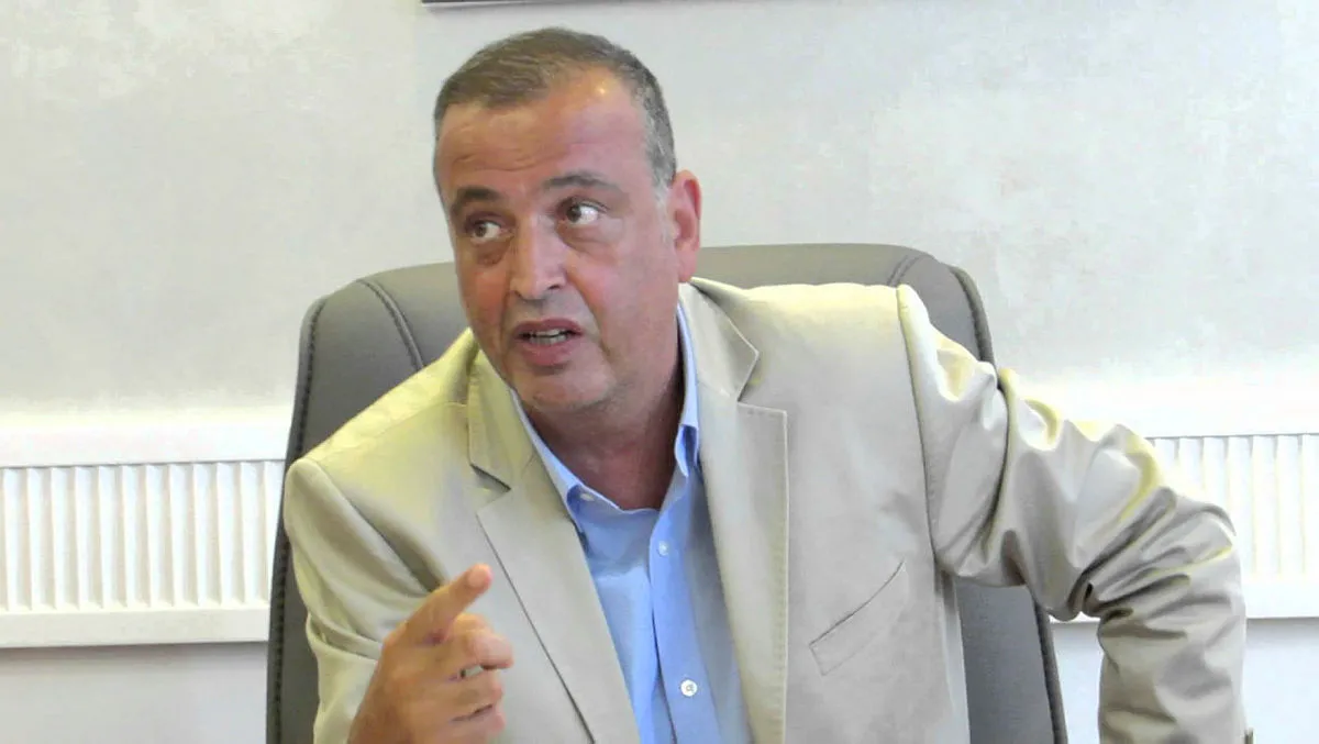 CHP'li Battal İlgezdi’nin korumalarından işçilere dayak