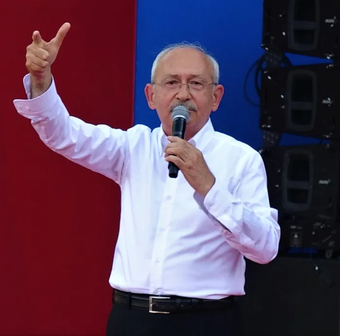 Kılıçdaroğlu’ndan ’öğretmen’ şovu: Geçtiğimiz aylarda hedef almıştı şimdi ’sorunlarını çözelim’ dedi