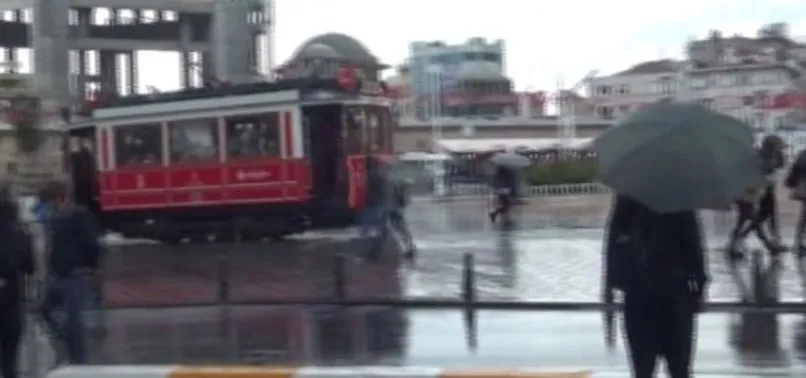 İstanbul'da trafik yoğunluğu yüzde 70'e ulaştı!