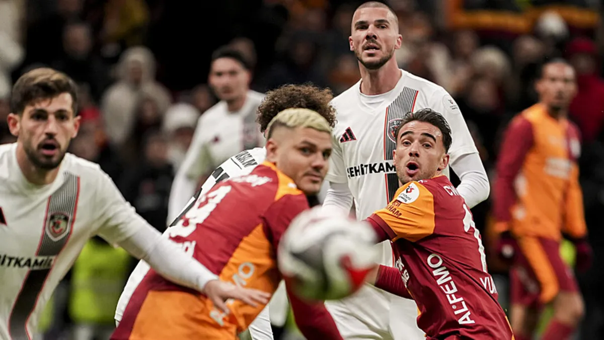 Galatasaray – Gaziantep FK maçı sonrası dikkat çeken sözler: Bu futbolla şampiyonluk hayal