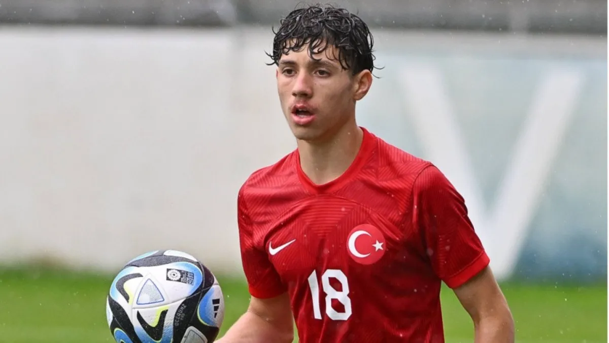 Ay-Yıldızlı Forma İçin İngiltere'yi Reddetti: 'Benim Adım Vatan'