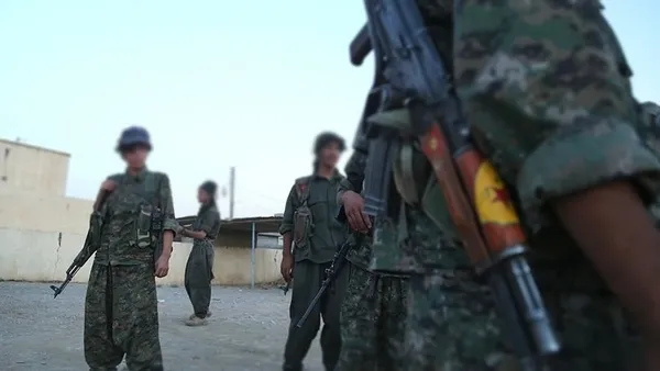 YPG-PKK'lı teröristler Suriyeli Peşmergelerin aile fertlerini alıkoyuyor - 2