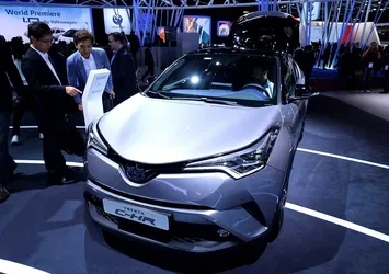 Paris Otomobil Fuarı'nda Toyota C-HR rüzgarı